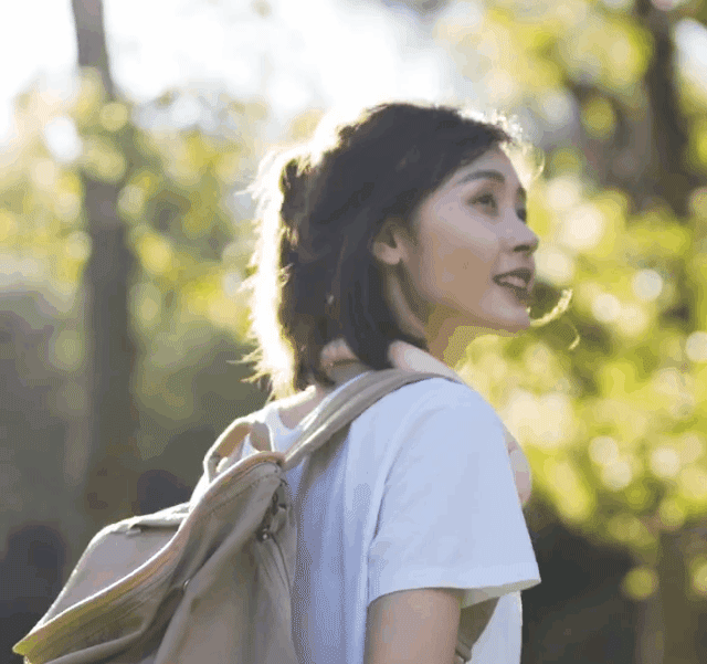3317a1d6ac514bb894dd2beb74d091df.gif